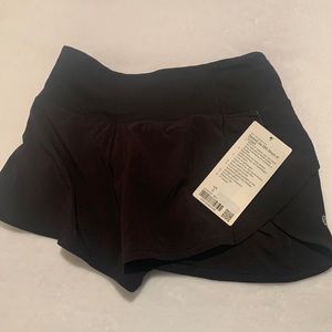 Never worn Lululemon shots